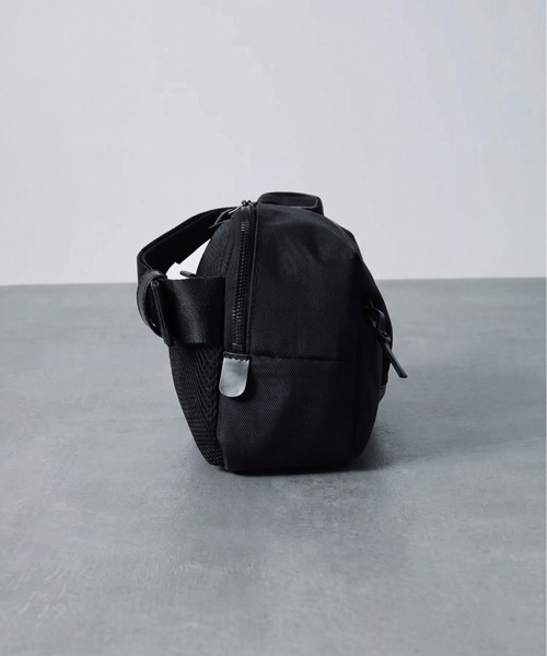 COMME CA MEN(コムサメン)の「【COMME CA MEN】オブリック ボディバッグ 7132(ボディバッグ/ウエストポーチ・メンズ・ブラック/ネイビー・FREE)」の3枚目の写真