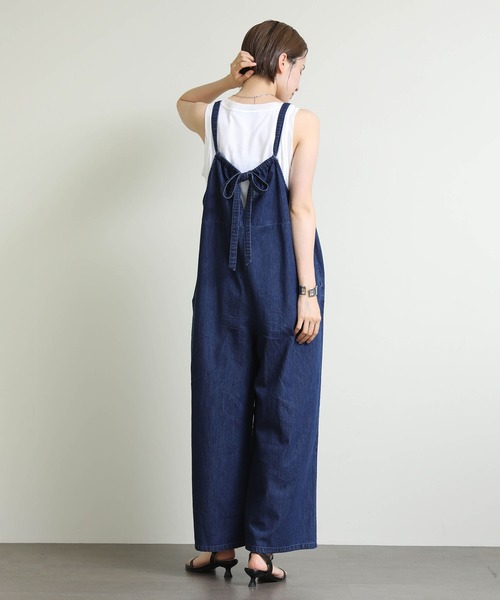 Gready Brilliant(グレディブリリアン)の「デニムワイドサロペ(ワンピース・レディース・ライトインディゴブルー/インディゴブルー・FREE)」の14枚目の写真