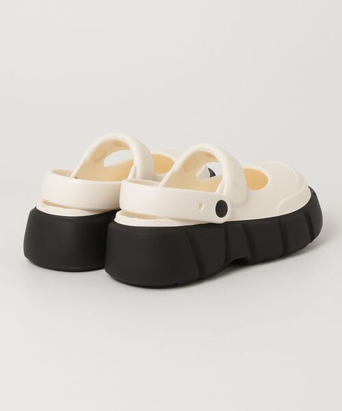 gossip!ロサンゼルス(ゴシップロサンゼルス)の「【Y2Kガーリー】 レトロ厚底クロッグサンダル(サンダル・レディース・ブラック・XL/L/M)」の2枚目の写真