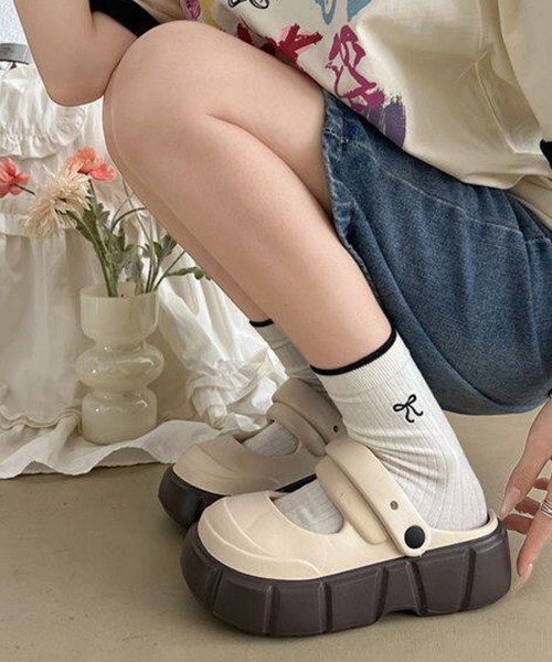 gossip!ロサンゼルス(ゴシップロサンゼルス)の「【Y2Kガーリー】 レトロ厚底クロッグサンダル(サンダル・レディース・ブラック・XL/L/M)」の14枚目の写真