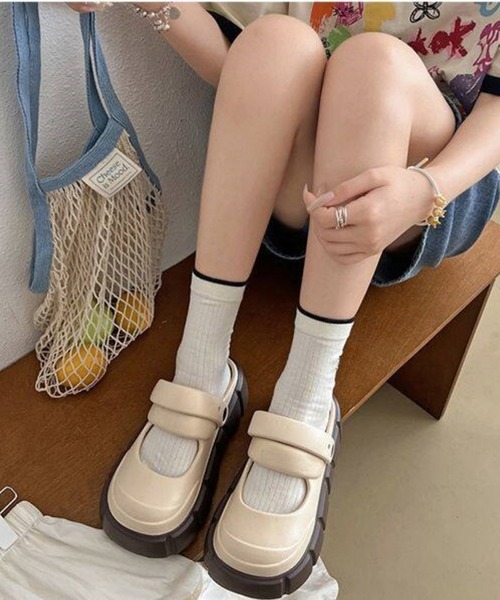 gossip!ロサンゼルス(ゴシップロサンゼルス)の「【Y2Kガーリー】 レトロ厚底クロッグサンダル(サンダル・レディース・ブラック・XL/L/M)」の17枚目の写真