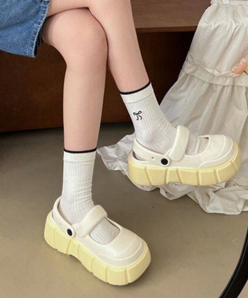 gossip!ロサンゼルス(ゴシップロサンゼルス)の「【Y2Kガーリー】 レトロ厚底クロッグサンダル(サンダル・レディース・ブラック・XL/L/M)」の19枚目の写真