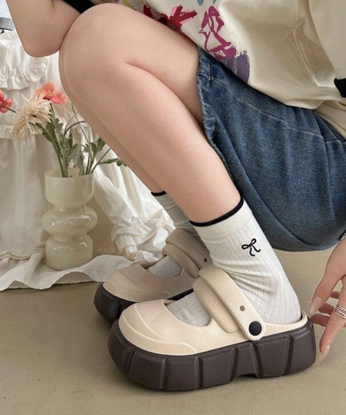gossip!ロサンゼルス(ゴシップロサンゼルス)の「【Y2Kガーリー】 レトロ厚底クロッグサンダル(サンダル・レディース・ブラック・XL/L/M)」の16枚目の写真