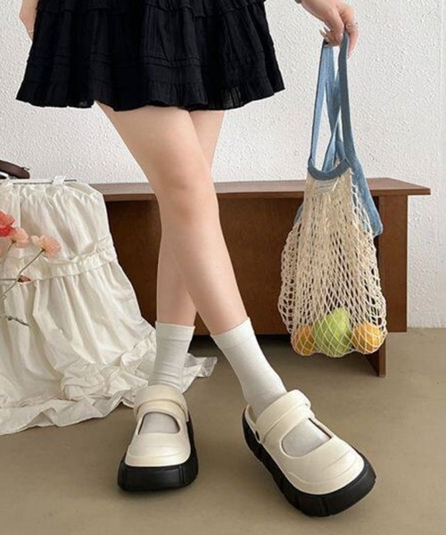 gossip!ロサンゼルス(ゴシップロサンゼルス)の「【Y2Kガーリー】 レトロ厚底クロッグサンダル(サンダル・レディース・ブラック・XL/L/M)」の6枚目の写真