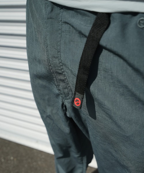 ZIP FIVE(ジップファイブ)の「OUTDOOR PRODUCTS 内股ガゼット ブリーズドライ テーパード クライミングパンツ(その他パンツ・メンズ・グレー系/ブラウン/グレー/ブラック・X-LARGE/LARGE/MEDIUM)」の19枚目の写真