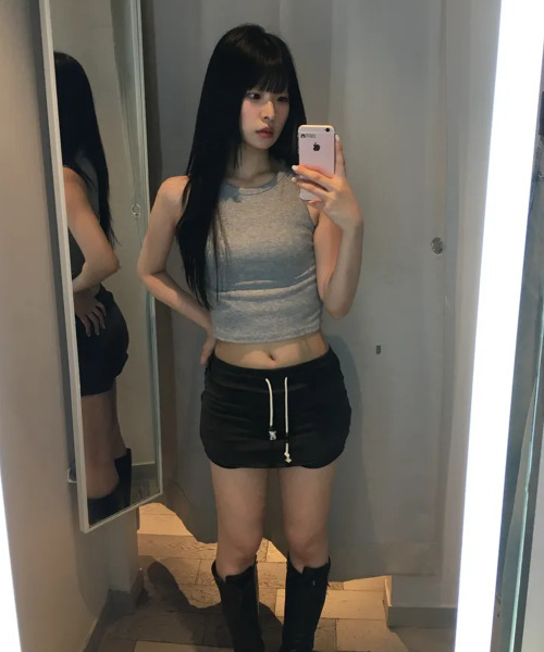 KIJIKO(キジコ)の「ke704. Damage Mini Skirt Pants Charcoal(スカート・レディース・チャコール・FREE/MEDIUM/SMALL)」の4枚目の写真