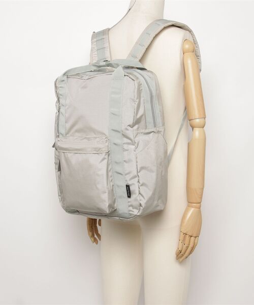 WILD THINGS(ワイルドシングス)の「【RE】【WILD THINGS】FLIGHT 2WAY BACKPACK(バックパック/リュック・メンズ・ライトグレー・FREE)」の8枚目の写真