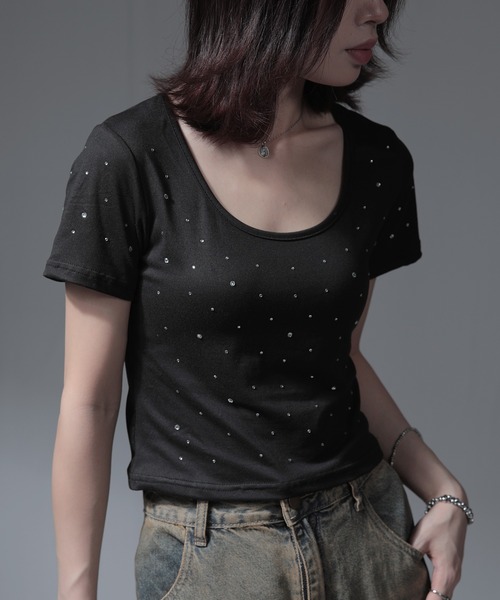 nonomi(ノノミ)の「ラインストーン Uネック クロップド半袖Tシャツ(Tシャツ/カットソー・レディース・ホワイト/ブラック・L/M)」の5枚目の写真