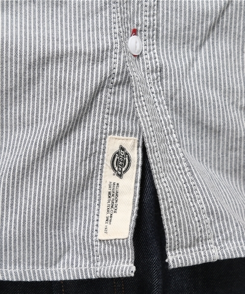 Dickies（ディッキーズ）の「シャンブレー長袖ワークシャツ（シャツ/ブラウス・メンズ・ブルー/ブラック/サックスブルー/ホワイト・MEDIUM/LARGE/X-LARGE）」の5枚目の写真