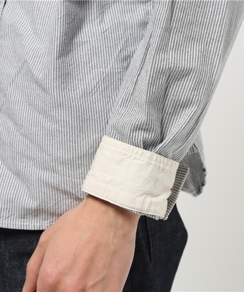 Dickies（ディッキーズ）の「シャンブレー長袖ワークシャツ（シャツ/ブラウス・メンズ・ブルー/ブラック/サックスブルー/ホワイト・MEDIUM/LARGE/X-LARGE）」の6枚目の写真