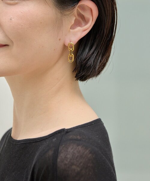 ear PAPILLONNER(イアパピヨネ)の「《金属アレルギー対応/ステンレス》エッジチェーンピアス(ピアス(両耳用)・レディース・シルバー/ゴールド・FREE)」の15枚目の写真