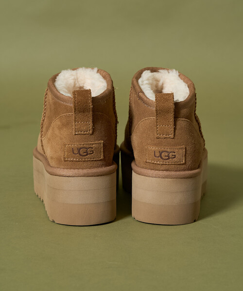 FREAK'S STORE（フリークスストア）の「限定展開 UGG/アグ W CLASSIC ULTRA MINI PLATFORM/ウィメンズ クラシック ウルトラ ミニ プラットフォーム[6~8サイズ展開]（ブーツ・レディース・キャメル/ブラック・7/6/8）」の13枚目の写真