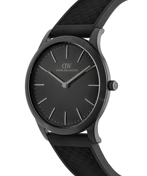 Daniel Wellington(ダニエルウェリントン)の「PATHFINDER Rubber メンズ腕時計(アナログ腕時計・メンズ・ブラック・39mm)」の2枚目の写真