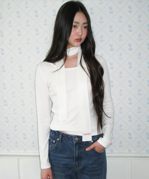 AMESWORLDWIDE(アメスワールドワイド)の「CLASSIC SCARF LS TEE WHITE(Tシャツ/カットソー・レディース・その他・SMALL/MEDIUM)」の10枚目の写真