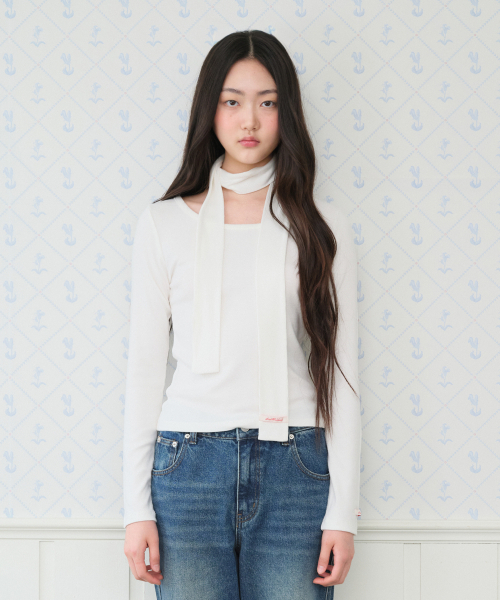 AMESWORLDWIDE(アメスワールドワイド)の「CLASSIC SCARF LS TEE WHITE(Tシャツ/カットソー・レディース・その他・SMALL/MEDIUM)」の9枚目の写真