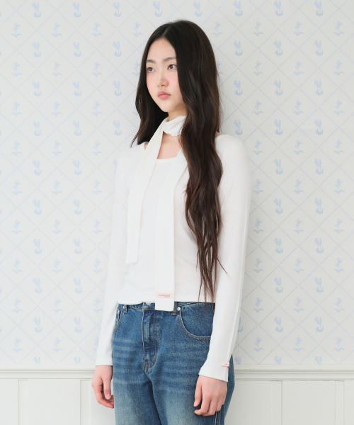 AMESWORLDWIDE(アメスワールドワイド)の「CLASSIC SCARF LS TEE WHITE(Tシャツ/カットソー・レディース・その他・SMALL/MEDIUM)」の8枚目の写真