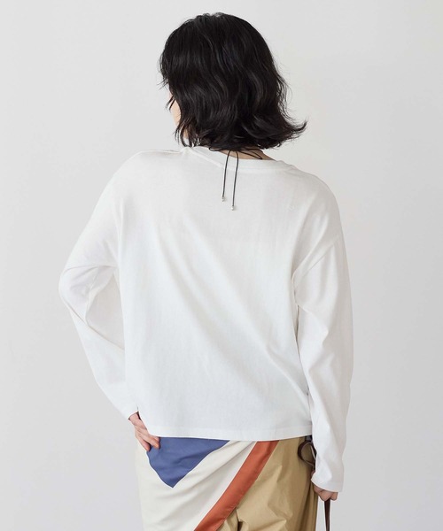 HEART MARKET(ハートマーケット)の「ワイドな無地ロンT(Tシャツ/カットソー・レディース・ブルー/ナチュラル/ブラック/ホワイト/チャコール・LARGE/MEDIUM/LL)」の16枚目の写真