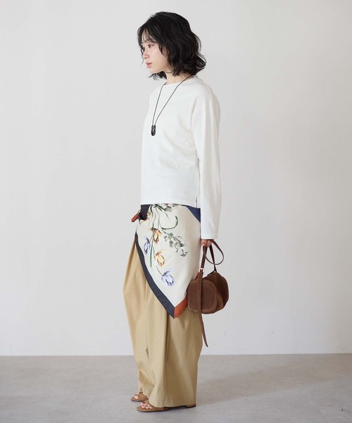 HEART MARKET(ハートマーケット)の「ワイドな無地ロンT(Tシャツ/カットソー・レディース・ブルー/ナチュラル/ブラック/ホワイト/チャコール・LARGE/MEDIUM/LL)」の18枚目の写真