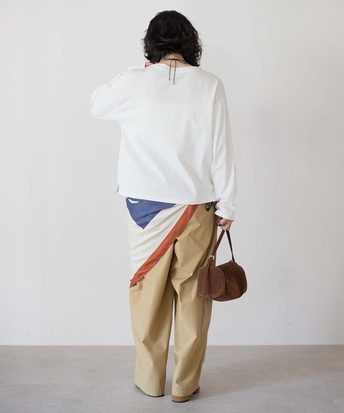 HEART MARKET(ハートマーケット)の「ワイドな無地ロンT(Tシャツ/カットソー・レディース・ブルー/ナチュラル/ブラック/ホワイト/チャコール・LARGE/MEDIUM/LL)」の19枚目の写真