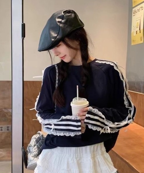 AVYL(アヴィル)の「袖ラインフリルリボンルーズスウェット(Tシャツ/カットソー・レディース・ネイビー・M)」の6枚目の写真