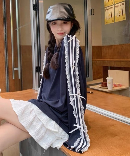 AVYL(アヴィル)の「袖ラインフリルリボンルーズスウェット(Tシャツ/カットソー・レディース・ネイビー・M)」の13枚目の写真