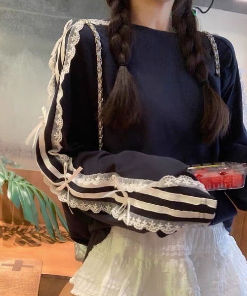 AVYL(アヴィル)の「袖ラインフリルリボンルーズスウェット(Tシャツ/カットソー・レディース・ネイビー・M)」の14枚目の写真