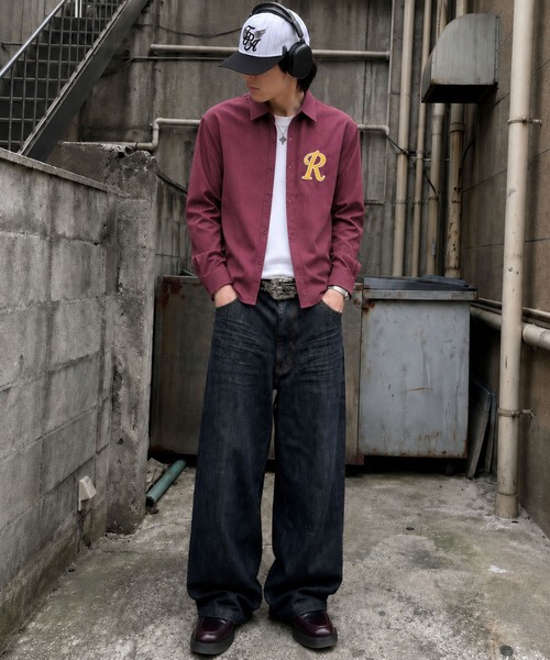 SPINNS(スピンズ)の「ピンストライプ短丈長袖シャツ/ボックスシルエット/ワンポイントロゴ(シャツ/ブラウス・メンズ・ブラック×ブラック/ブルー系その他/レッド系その他・ONESIZE)」の8枚目の写真