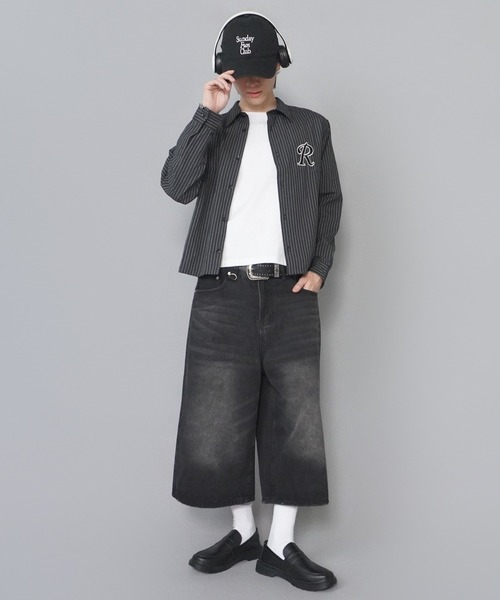 SPINNS(スピンズ)の「ピンストライプ短丈長袖シャツ/ボックスシルエット/ワンポイントロゴ(シャツ/ブラウス・メンズ・ブラック×ブラック/ブルー系その他/レッド系その他・ONESIZE)」の10枚目の写真