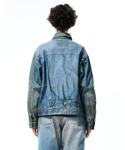TOLQ（トルク）の「Trompe loeil Denim Jacket（ブルゾン・メンズ・ブルー・2/3）」の2枚目の写真
