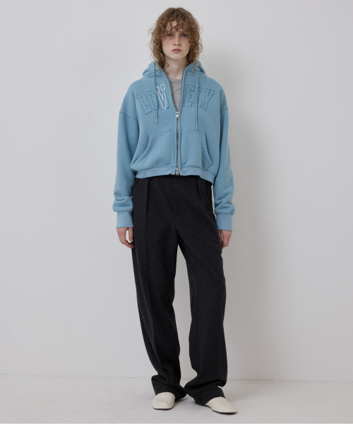 NOHANT（ノアン）の「LONELY/LOVELY クロップフーディ ジップアップ スカイブルー（パーカー・レディース・スカイブルー・SMALL/MEDIUM）」の2枚目の写真
