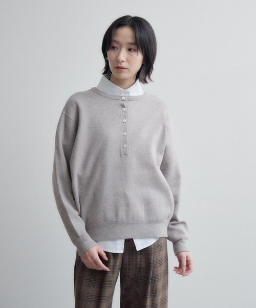Paradise Picnic（パラダイスピクニック）の「cloche ヘンリーネック前後2WAYロゴニット（ニット/セーター・レディース・ベージュ/グリーン/ブラック・FREE）」の12枚目の写真