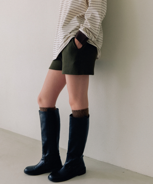 UNNOUT(アナウト)の「コージーバンディングショートパンツ カーキ(その他パンツ・レディース・その他・FREE)」の5枚目の写真