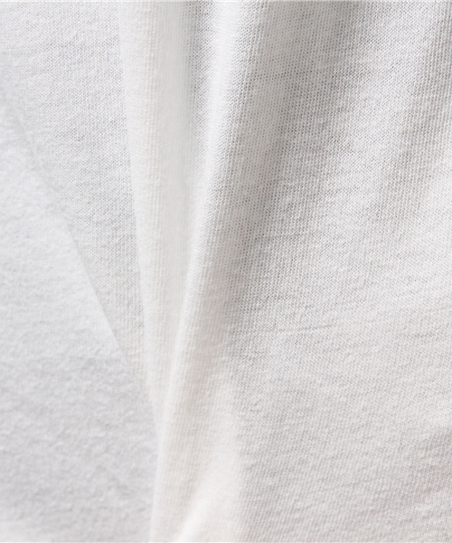 COLONY 2139（コロニートゥーワンスリーナイン）の「天竺コットンVネック半袖Tシャツ（Tシャツ/カットソー・レディース・ブラック/グレー/ホワイト・SMALL/MEDIUM/LARGE）」の6枚目の写真