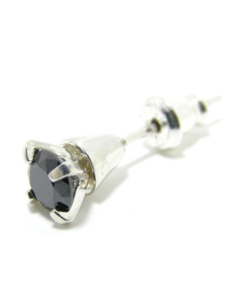 e.m.（イーエム）の「SILVER925ブラックジルコニアゆれピアス