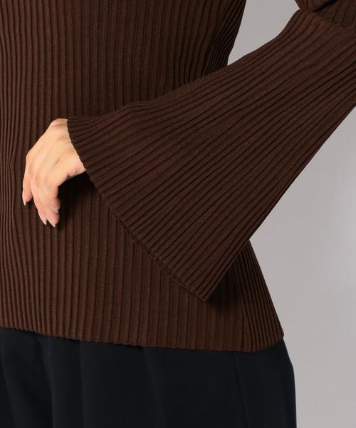 Khaju(カージュ)の「Khaju:フレアスリーブプルオーバー(ニット/セーター・レディース・オフホワイト/ブラウン・ONE SIZE)」の11枚目の写真