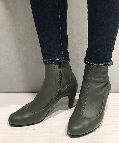 STUDIOUS（ステュディオス）の「レイヤードストレッチブーツ（ブーツ・レディース・ブラック/カーキ/グレー・S/M）」の10枚目の写真