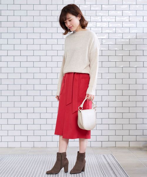 le.coeur blanc（ルクールブラン）の「アンゴラ混ボートネック片畦ニット（ニット/セーター・レディース・ベージュ/ブラウン/ラベンダー/チャコールグレー・38）」の13枚目の写真