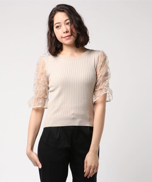 archives（アルシーヴ）の「チュールバルーンスリーブニット（ニット/セーター・レディース・オフホワイト/ブラック/ベージュ・MEDIUM）」の3枚目の写真