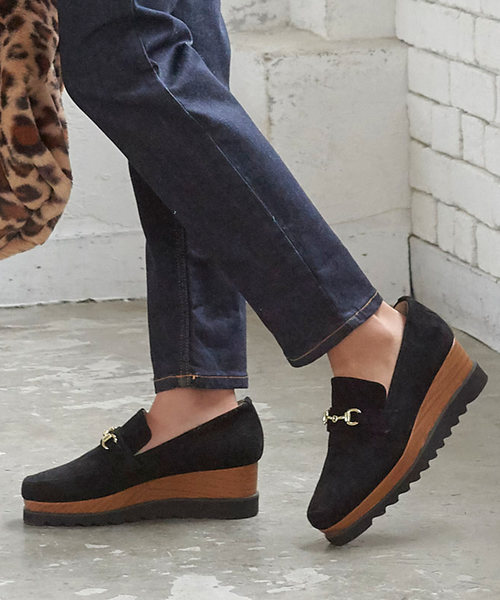 KOBE LETTUCE（コウベレタス）の「プラットフォームローファー＊レディース/厚底/シューズ/靴[I1617]神戸レタス（ローファー・レディース・ワイン/ブラック/キャメル/ブラック系その他・L/LL/M/S）」の2枚目の写真