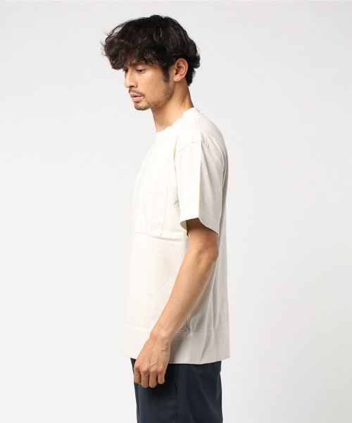 MHL.（エムエイチエル）の「GARMENT DYE DRY JERSEY（Tシャツ/カットソー・メンズ・ブラック/チャコール/オフホワイト・MEDIUM/LARGE）」の4枚目の写真