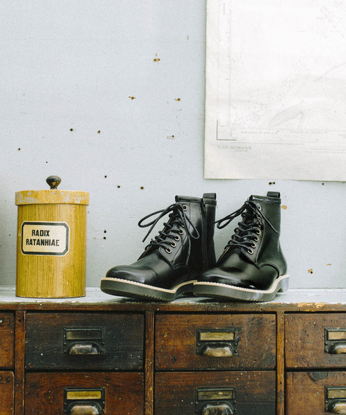 あしながおじさん（アシナガオジサン）の「〈あしながおじさん〉レースアップブーツ（ブーツ・レディース・ブラック/ダークブラウン/ホワイト/クリアブラック・22.5cm/23.0cm/23.5cm/24.5cm/24.0cm）」の3枚目の写真