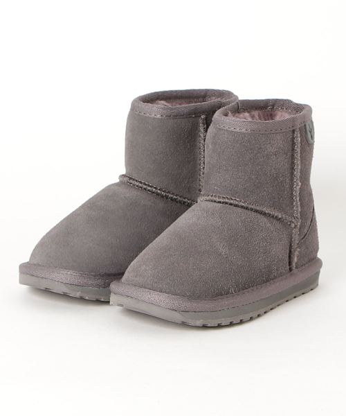 EMU Australia（エミューオーストラリア）の「キッズムートンブーツ　WALLABY MINI（ブーツ・キッズ・ブラウン/ブラック/チャコールグレー/ネイビー・18.0cm/17.0cm/21.0cm/20.0cm/19.0cm/14.0cm/16.0cm/15.0cm/13.0cm）」の3枚目の写真