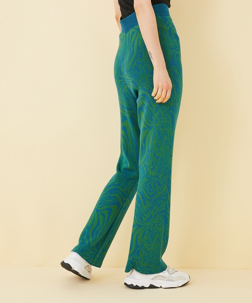 STUDIOUS（ステュディオス）の「【STUDIOUS】マーブルニットジャガードフレアパンツ（その他パンツ・レディース・グリーン/パープル・1/2）」の14枚目の写真