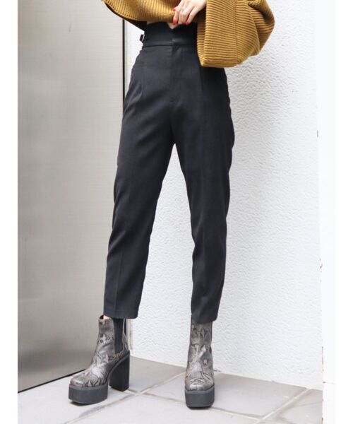 EMODA（エモダ）の「スウィッチングプレスパンツ（その他パンツ・レディース・ブラック/グレー/ピンク・SMALL/MEDIUM）」の2枚目の写真