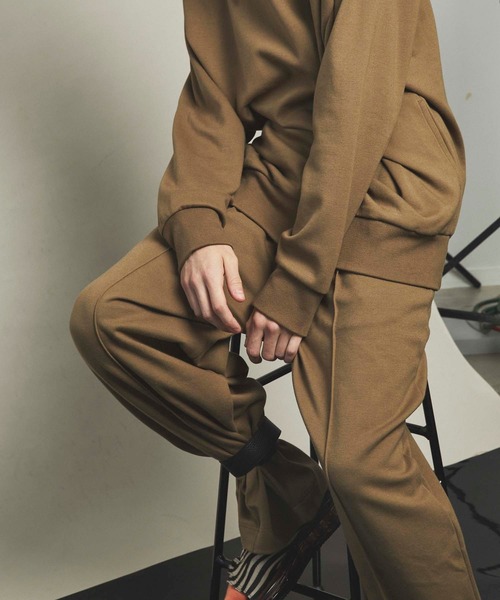 MAISON SPECIAL（メゾンスペシャル）の「《ユニセックスアイテム》ダンボールプライムワイドパンツ 【MAISON SPECIAL/メゾンスペシャル】（スウェットパンツ・メンズ・ブラック/パープル/ブラウン/オフホワイト/グリーン・1/2/0）」の13枚目の写真