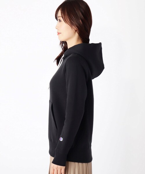 Champion(チャンピオン)の「【Champion】フーディースウェット(パーカー・レディース・アイボリー/ブラック/ピンク系・02)」の7枚目の写真