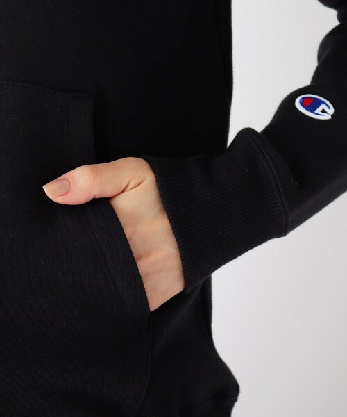 Champion(チャンピオン)の「【Champion】フーディースウェット(パーカー・レディース・アイボリー/ブラック/ピンク系・02)」の10枚目の写真
