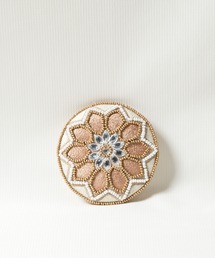 MILLION CARATS（ミリオンカラッツ）の「【artipur COTTAGE】持ってるだけでテンションの上がる女心くすぐるキラキラビーズ刺繍の可愛いミラー（手鏡/メイクミラー）」