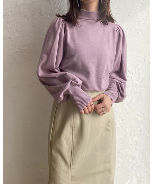 She's Closet(シーズクローゼット)の「モックネックバルーンスリーブショート丈ニット(ニット/セーター・レディース・アイボリー/パープル/ブラック・FREE)」の21枚目の写真