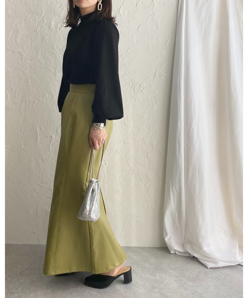 She's Closet(シーズクローゼット)の「モックネックバルーンスリーブショート丈ニット(ニット/セーター・レディース・アイボリー/パープル/ブラック・FREE)」の6枚目の写真